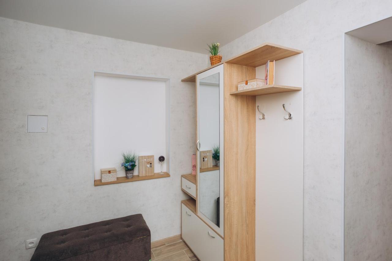 Luxe Apart-Hotel Near Lavina New Building 1 Floor Sumy Ngoại thất bức ảnh